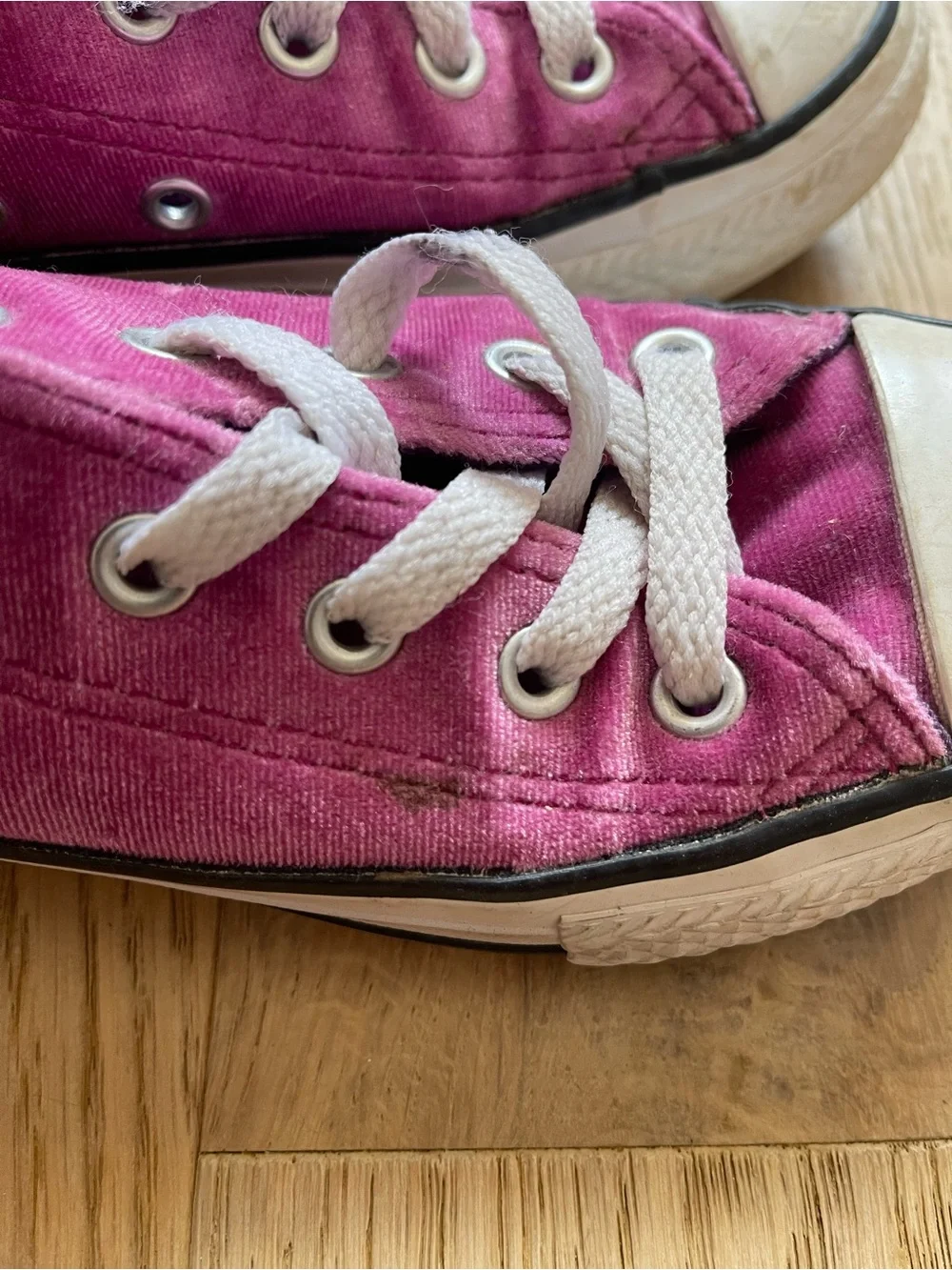 Converse Kids Magenta Canvas Lace-Up Sneakers